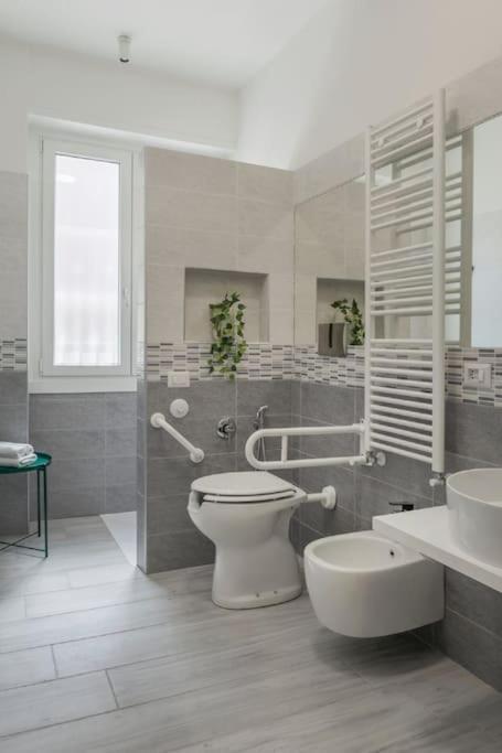 Ca' Lucia - Affitti Brevi Italia Apartment Milan Bagian luar foto