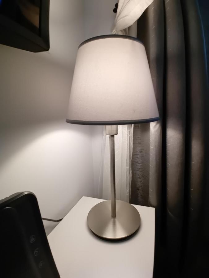 Ca' Lucia - Affitti Brevi Italia Apartment Milan Bagian luar foto